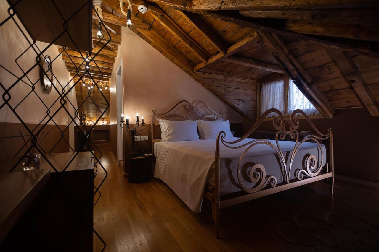 Tresor Art Boutique Hotel Korce Exterior foto