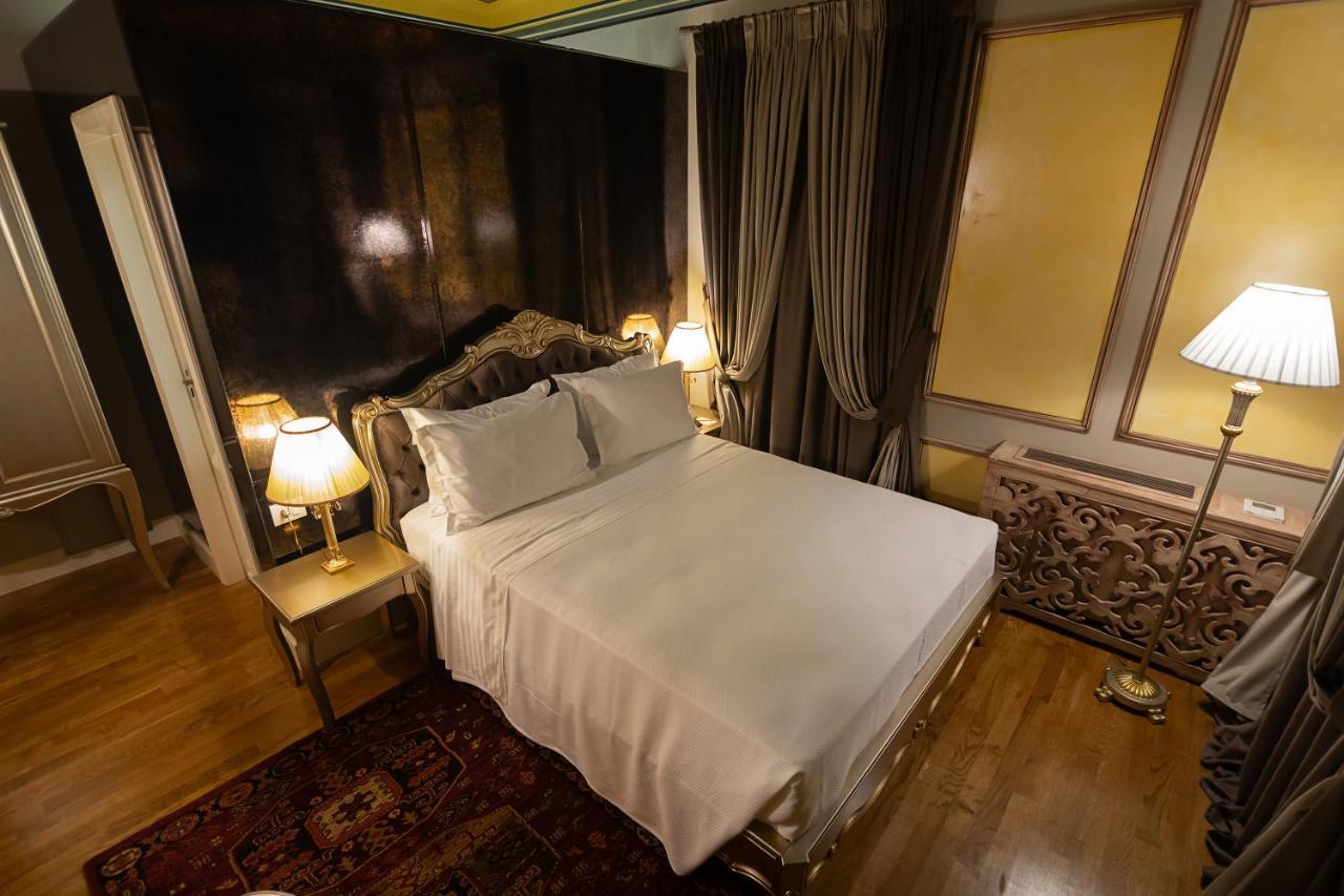 Tresor Art Boutique Hotel Korce Exterior foto