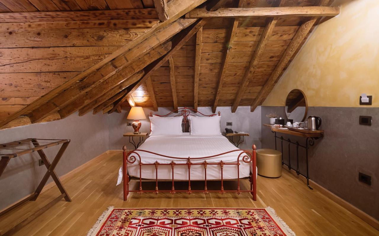Tresor Art Boutique Hotel Korce Exterior foto